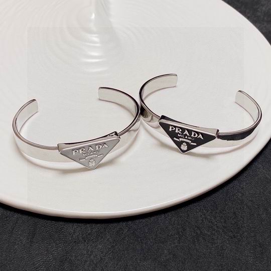 Prada bracelet 04lyh06